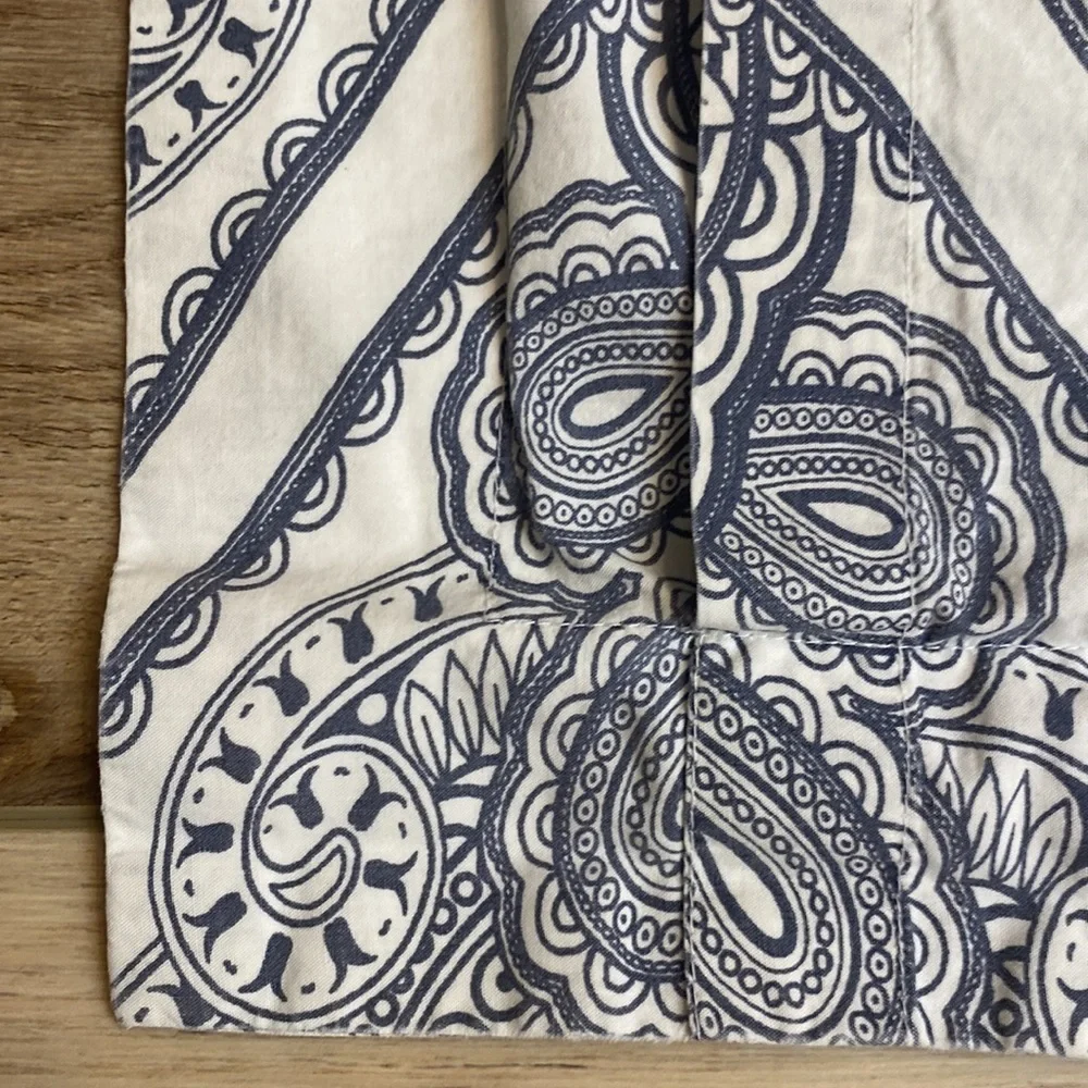 Pottery Barn | Cassidy Medallion | Standard Sham‎